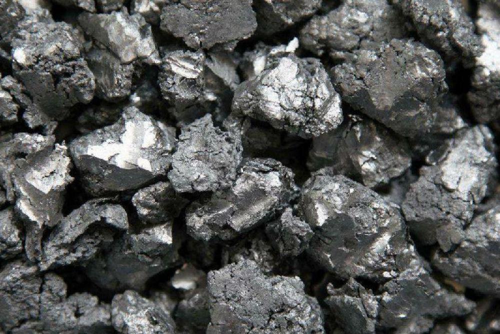 Титан черный металл